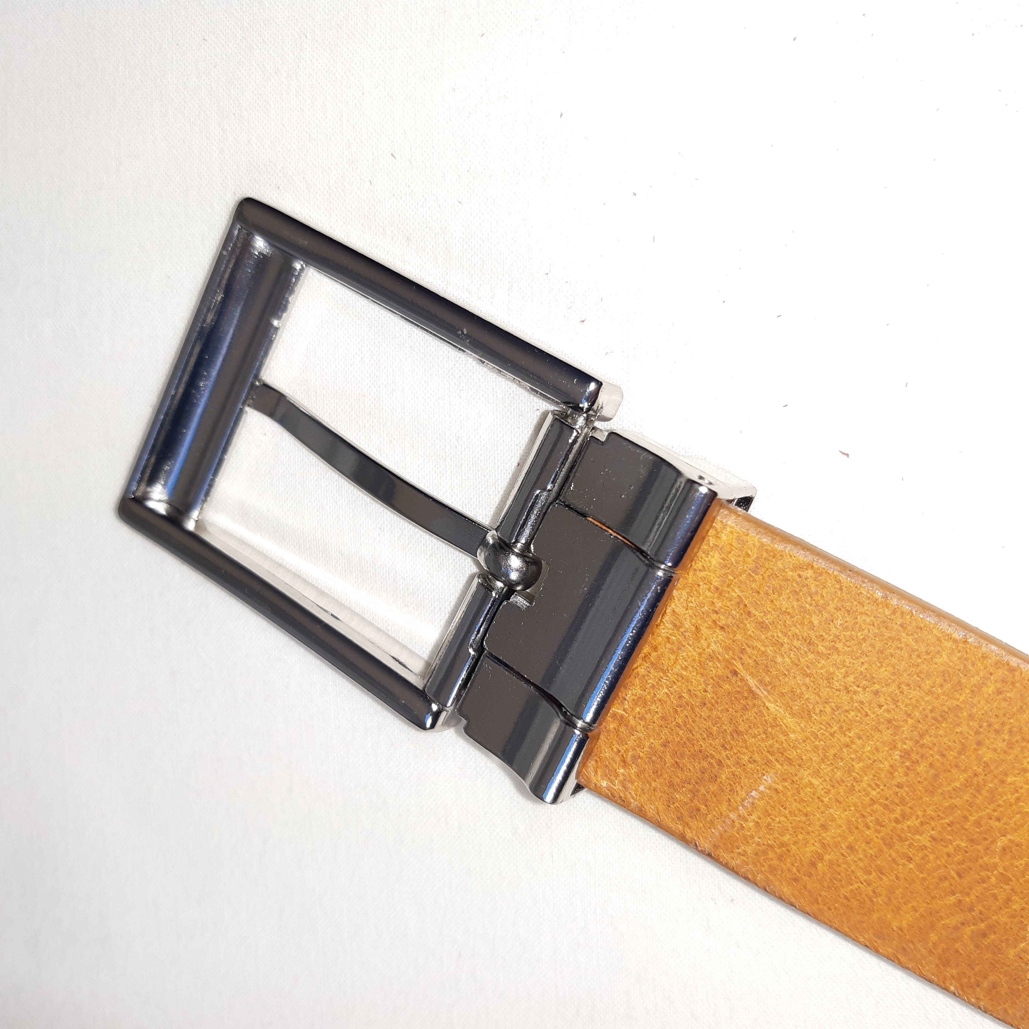 Ceinture en cuir de vachette coloris havane