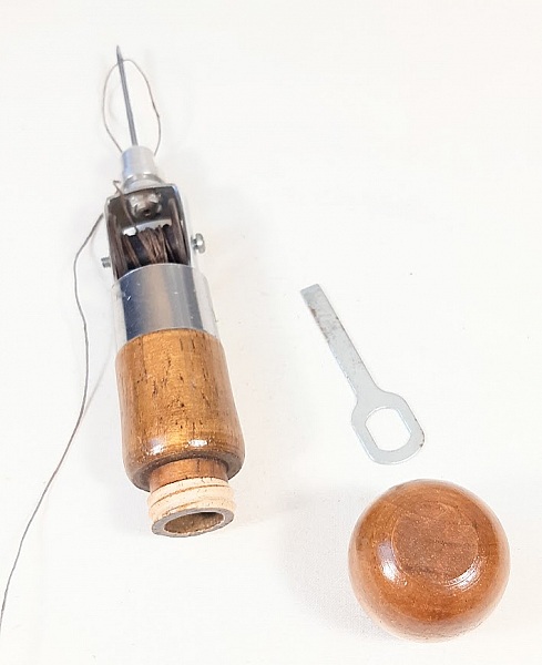 Outils pour le  cuir: coud-vite