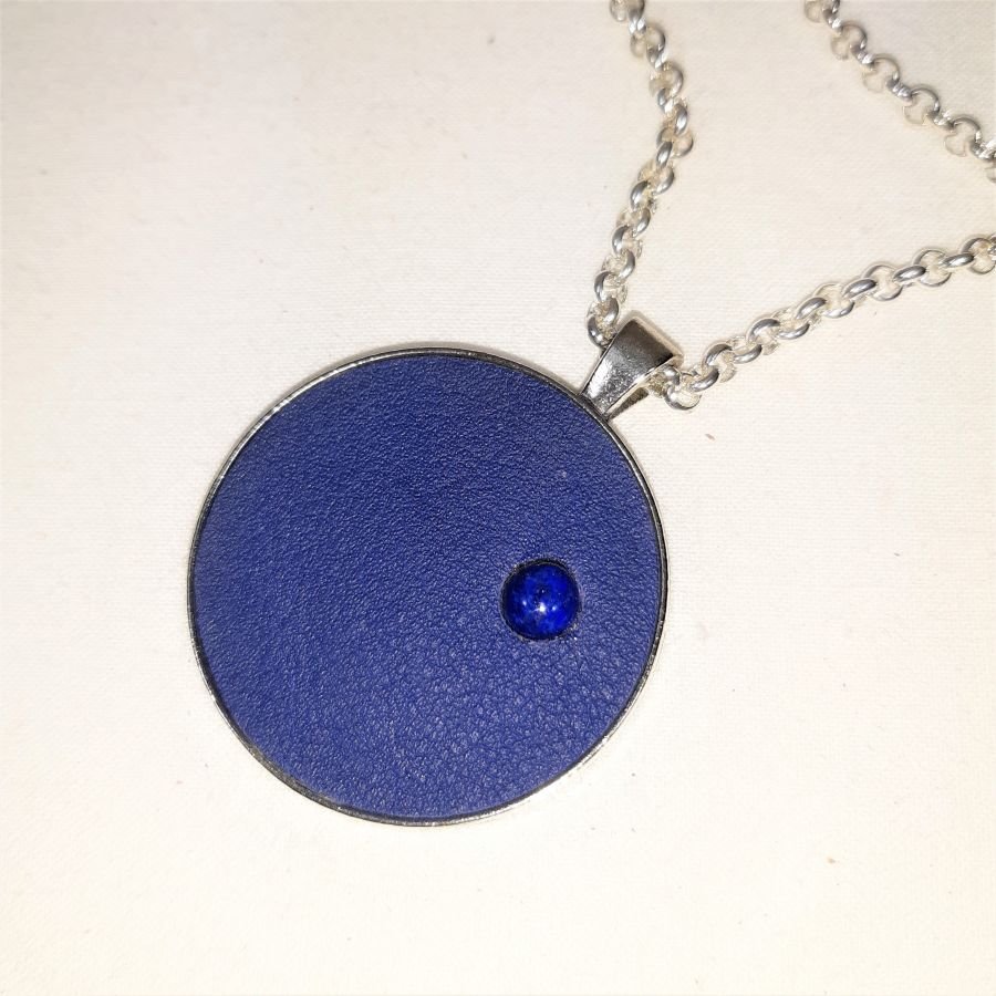 Pendant brass and blue leather, cabochon natural stone lapis lazuli.