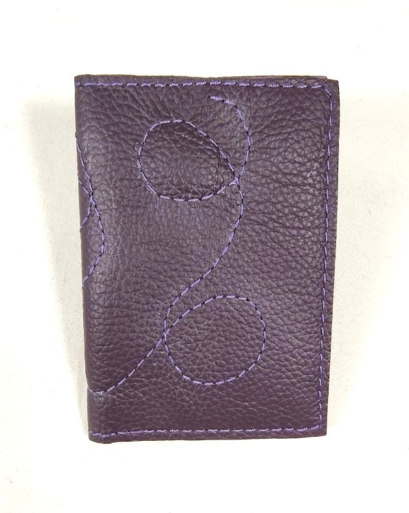 Porte cartes cuir coloris parme