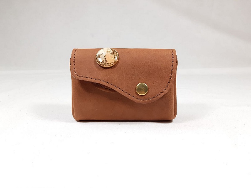 Porte-monnaie r&eacute;tro cuir ch&egrave;vre imprim&eacute; coloris havane