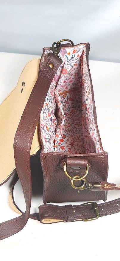 Sac cuir avec bandouli&egrave;re