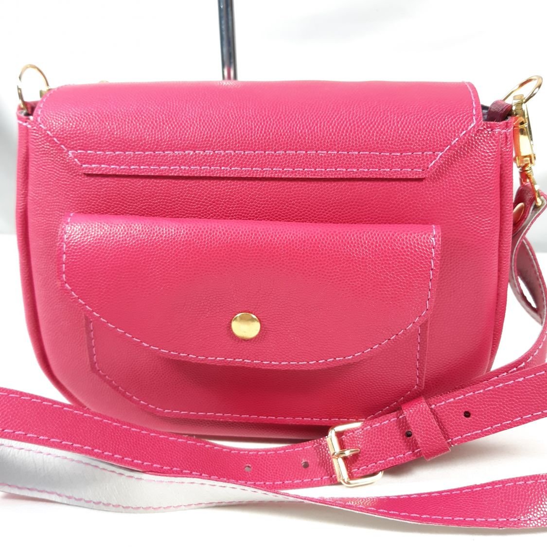 Fuchsia pink grained cow leather bag