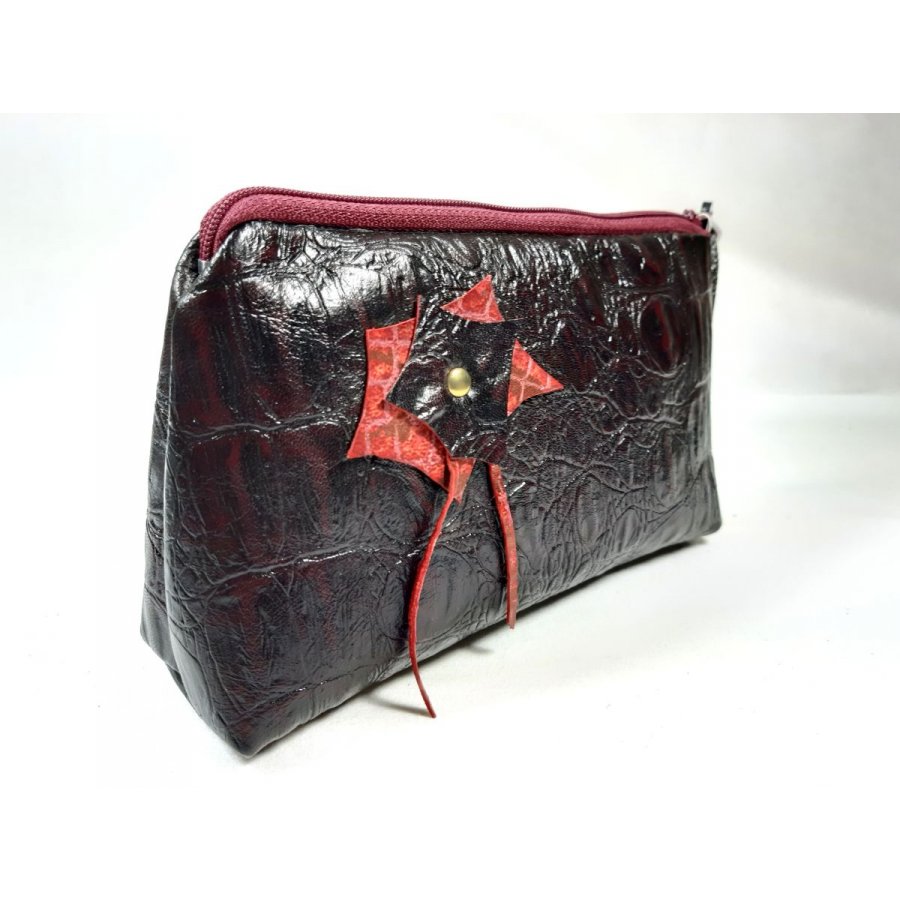 Makeup bag crocodile style leather.